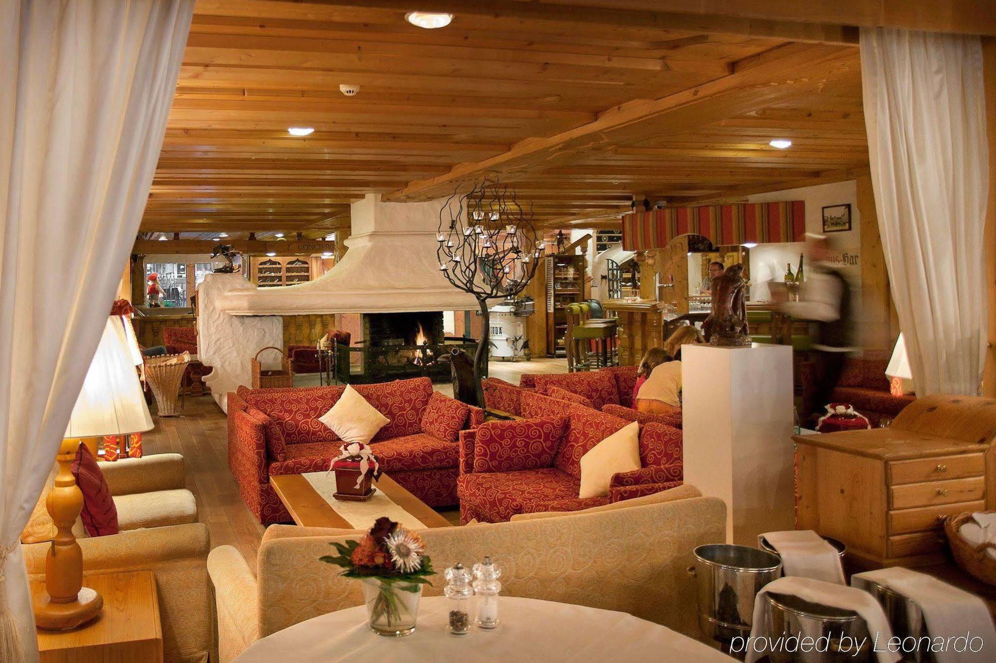 Walliserhof Grand-Hotel & Spa Relais & Chateaux Саас-Фее Ресторант снимка